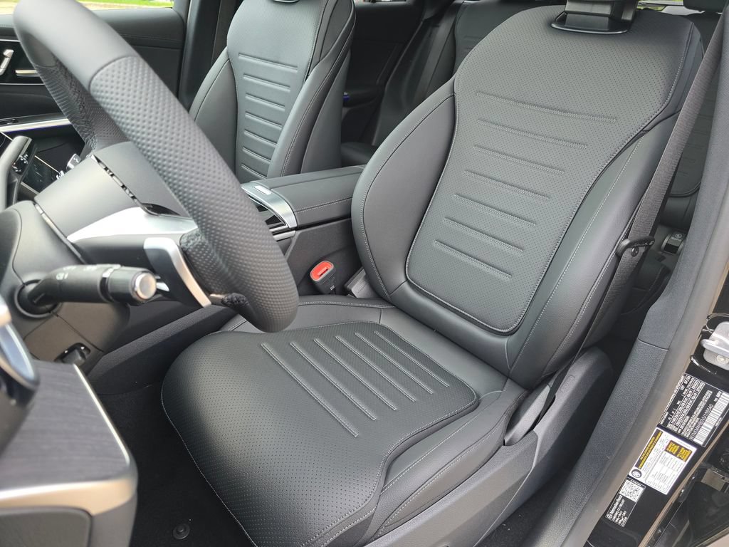New 2027 Mercedes-Benz GLC 300 4MATIC image 25