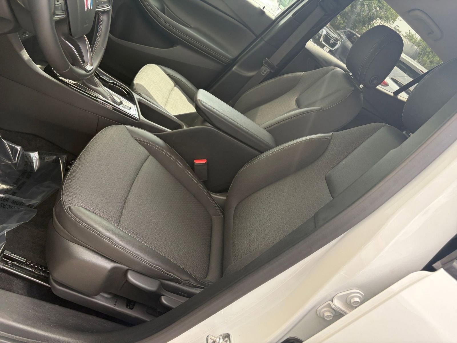 Used 2025 Buick Encore GX Preferred FWD image 35
