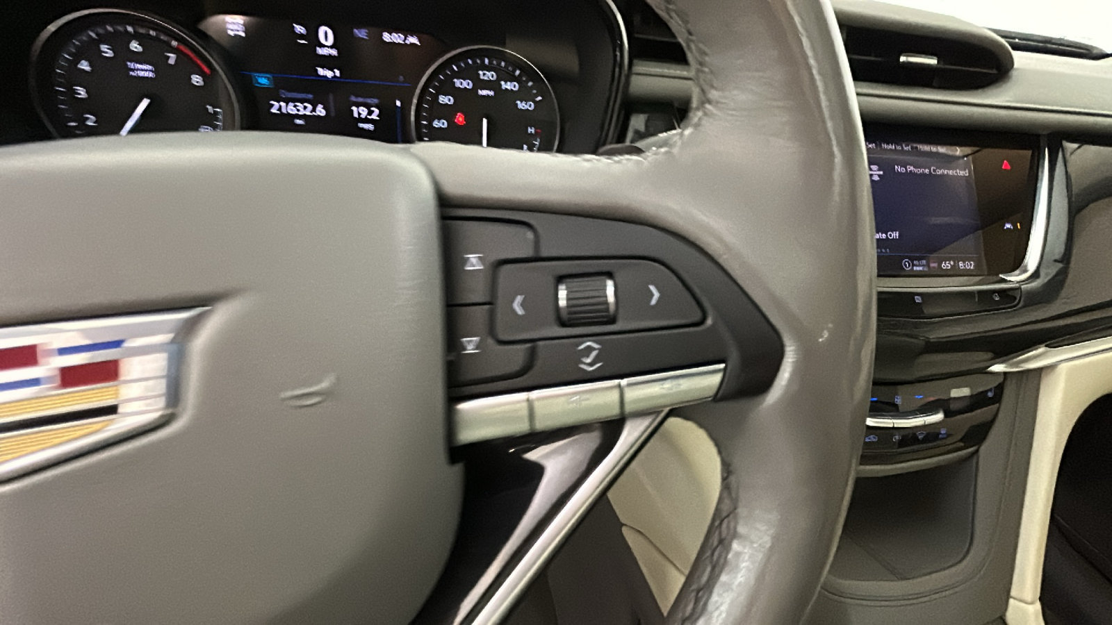 Used 2021 Cadillac XT6 Premium Luxury AWD/4WD image 21