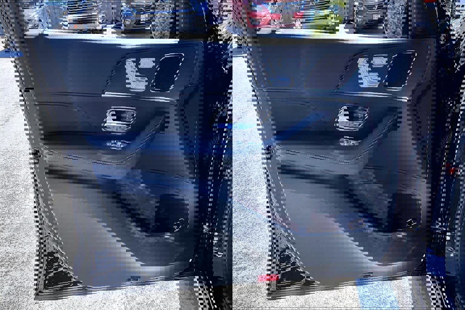 Used 2025 Mercedes-Benz GLE 350 4MATIC image 22