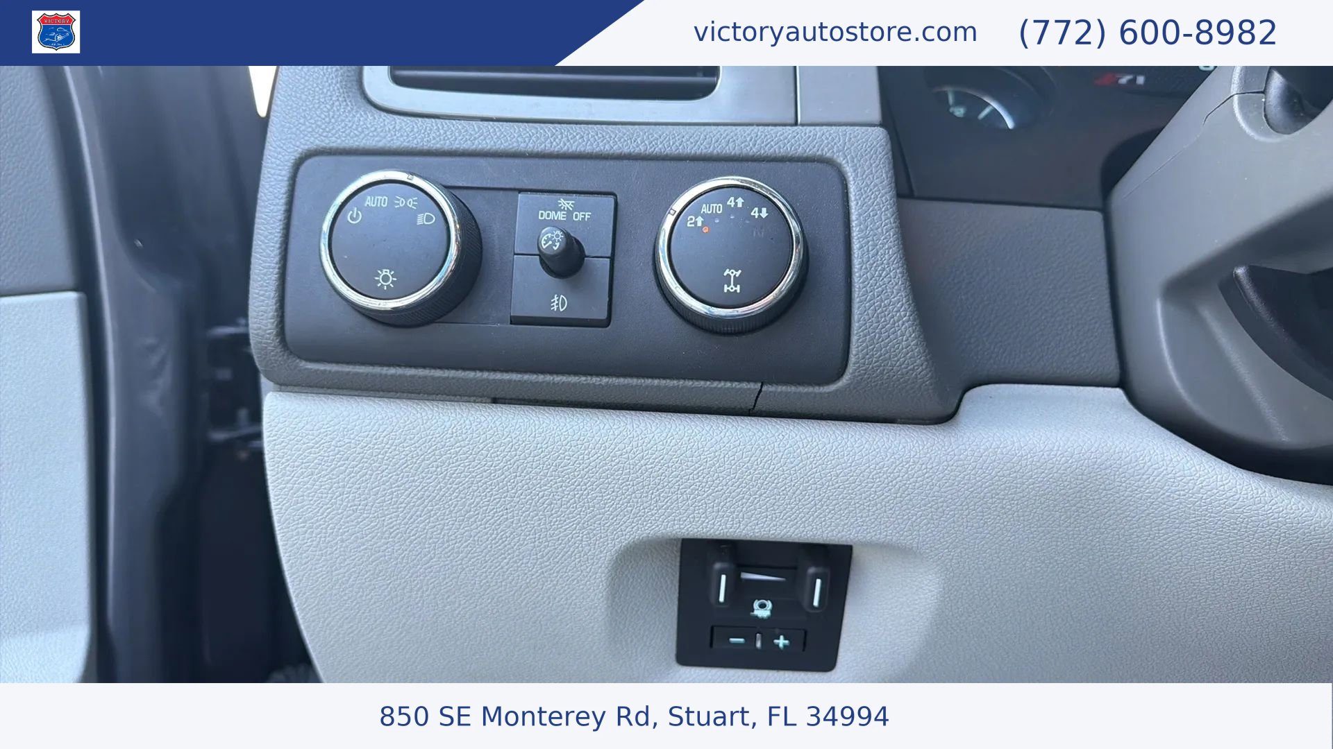 Used 2010 Chevrolet Avalanche LT w/ Suspension Package, Off-Road image 23