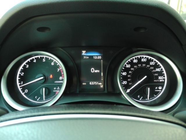 Used 2022 Toyota Camry LE image 33