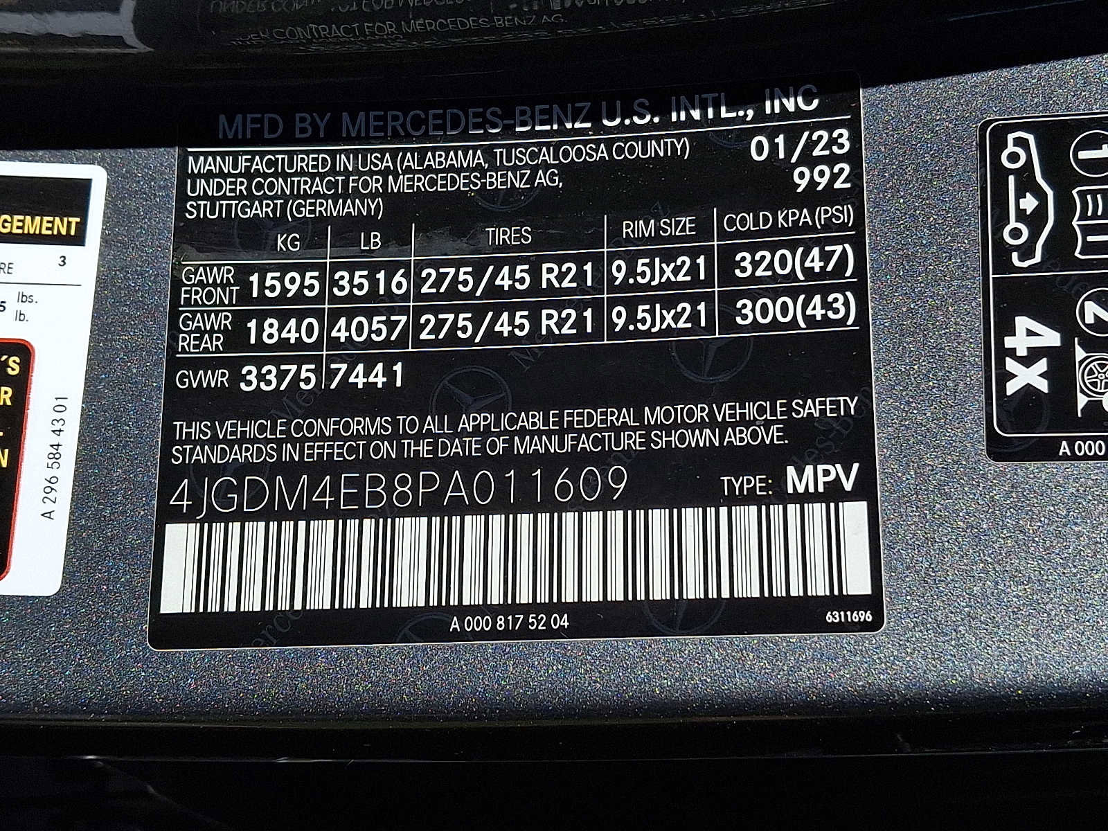 Certified 2023 Mercedes-Benz EQS 580 4MATIC SUV image 25