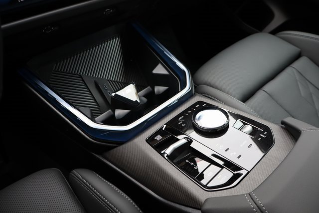 Used 2025 BMW X3 xDrive30i w/ Premium Package image 31