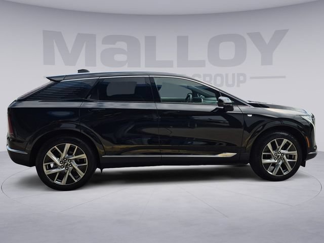 Used 2026 Cadillac Optiq Luxury 1 w/ LPO, Floor Liner Package RWD image 6