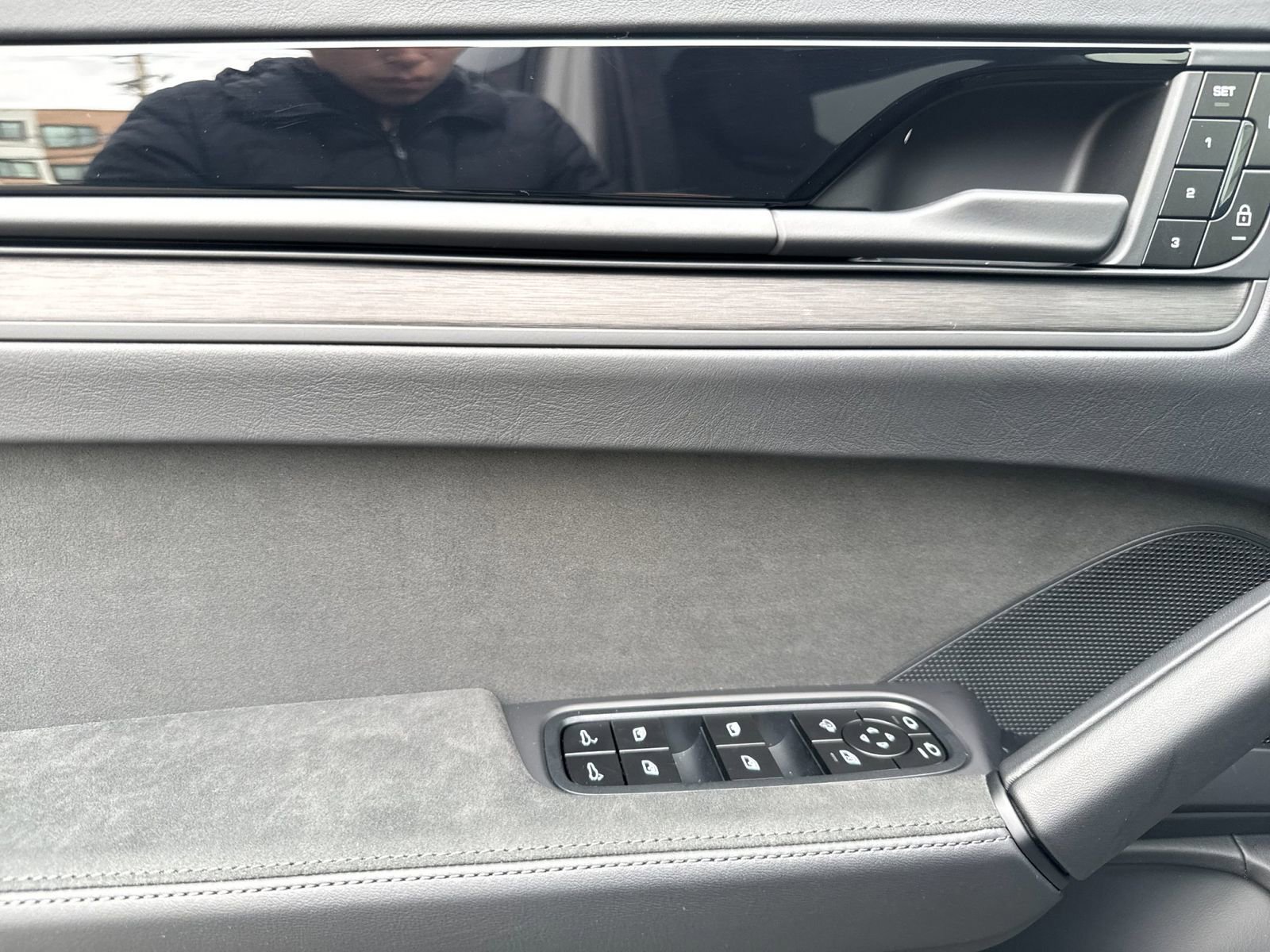 New 2026 Porsche Cayenne GTS image 14