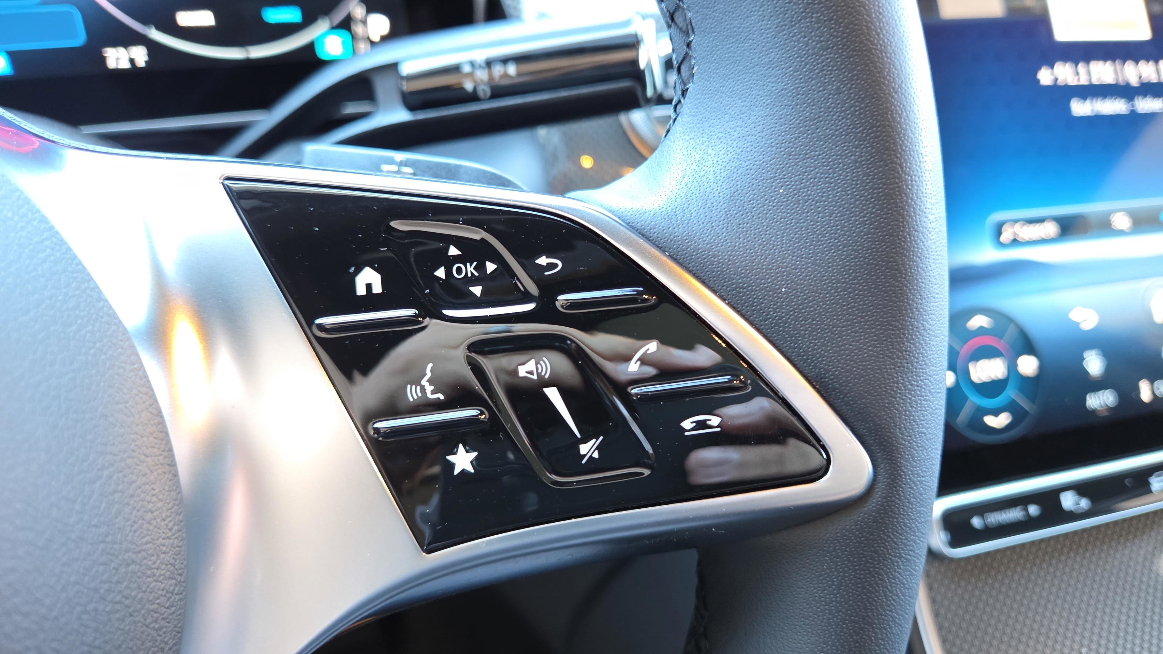 Certified 2026 Mercedes-Benz GLC 300 image 25