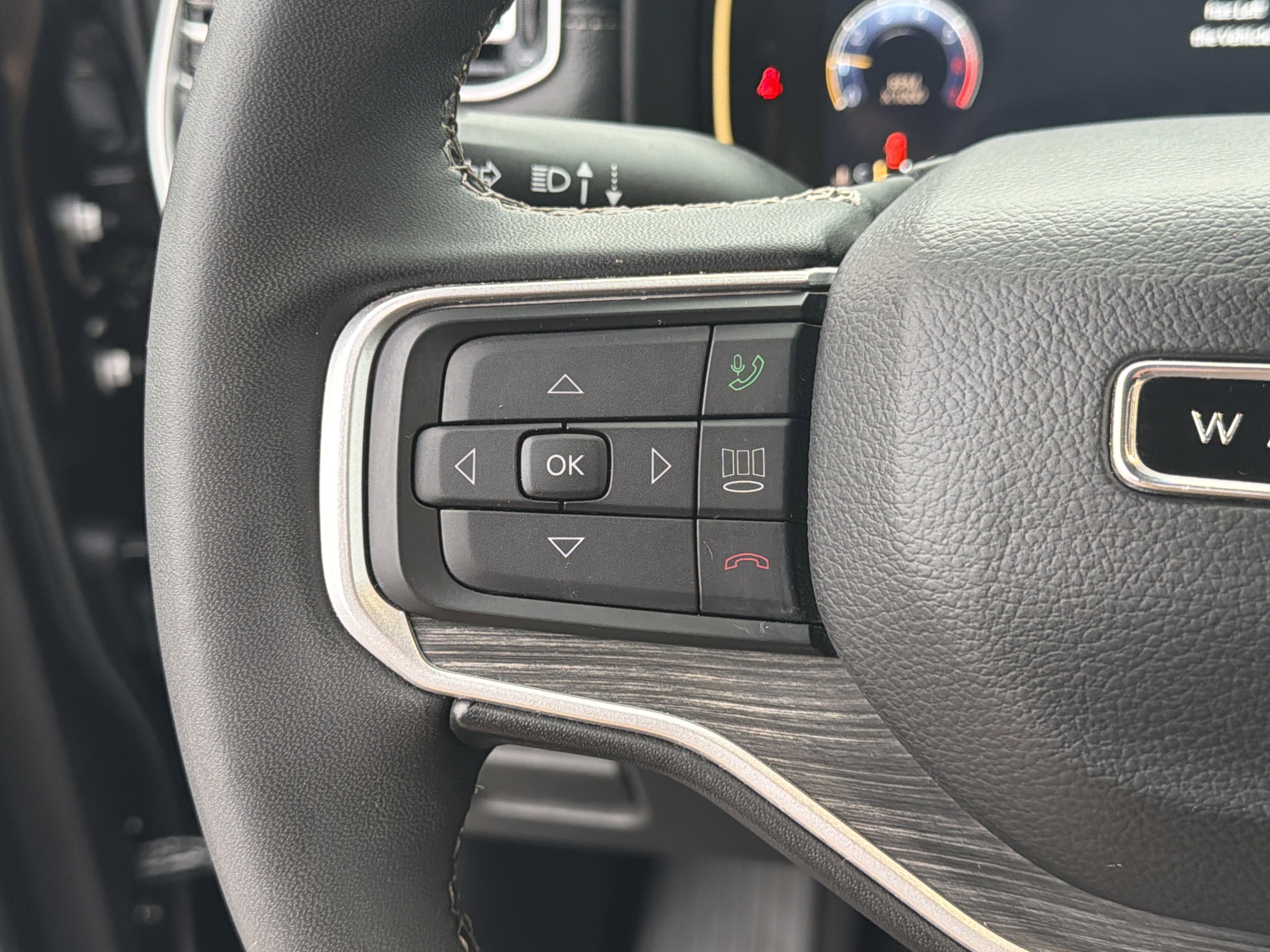 Used 2024 Jeep Wagoneer Series II w/ Flexible Seating Group image 29