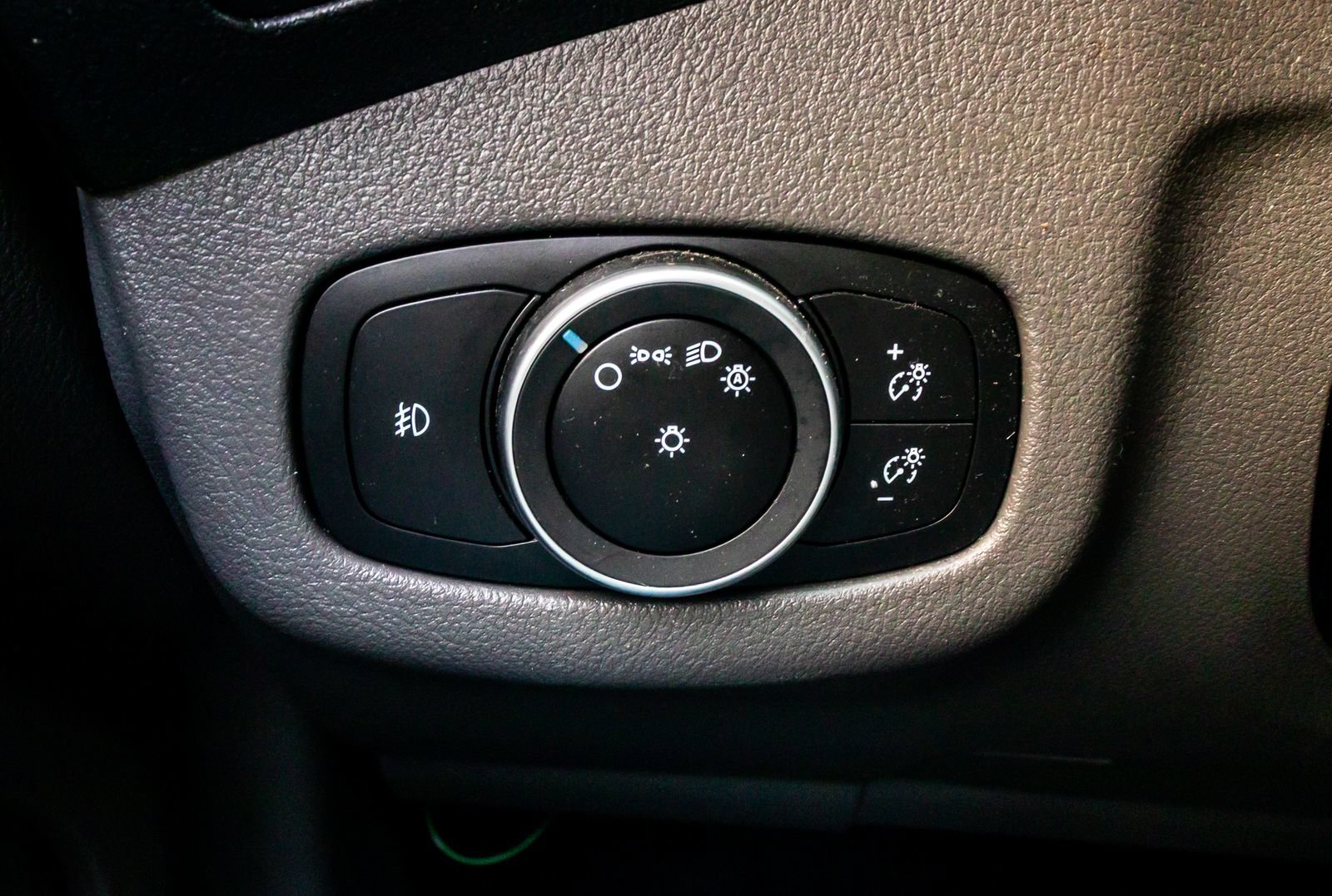 Used 2021 Ford Transit Connect XLT FWD image 19