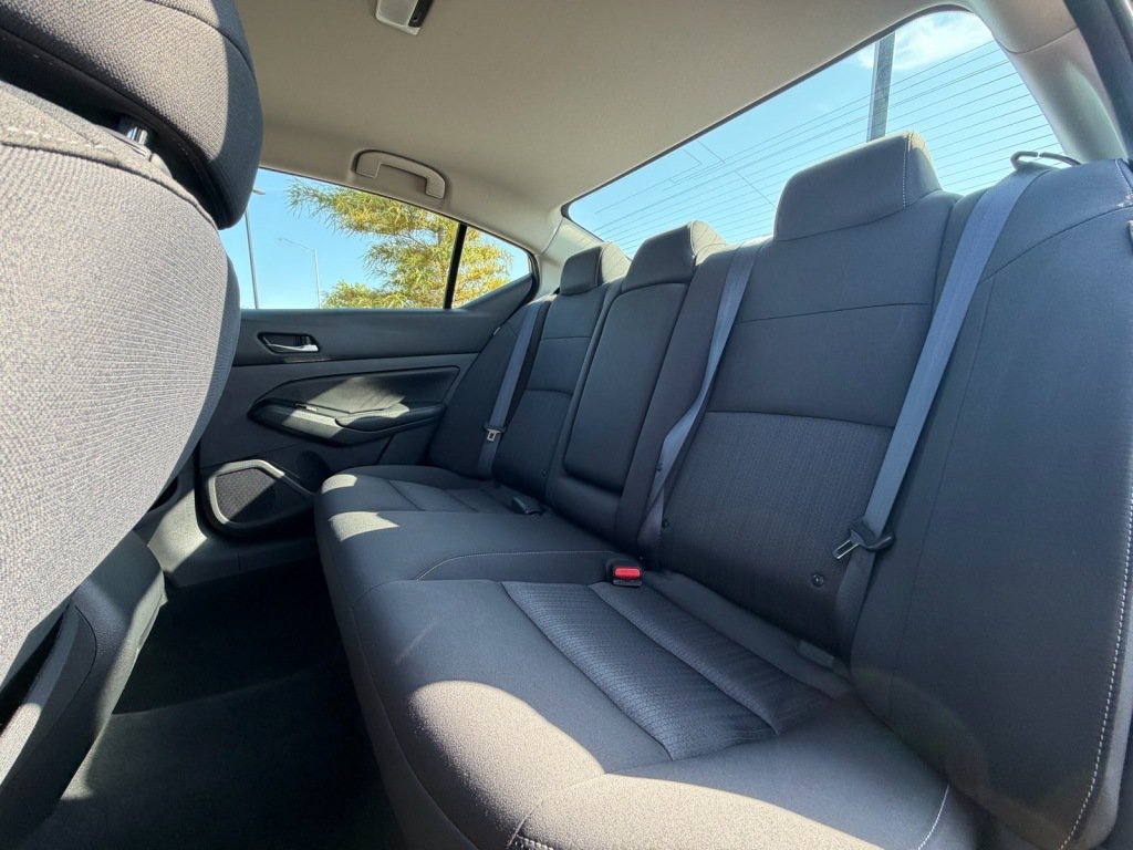 Used 2021 Nissan Altima 2.5 SV FWD image 6