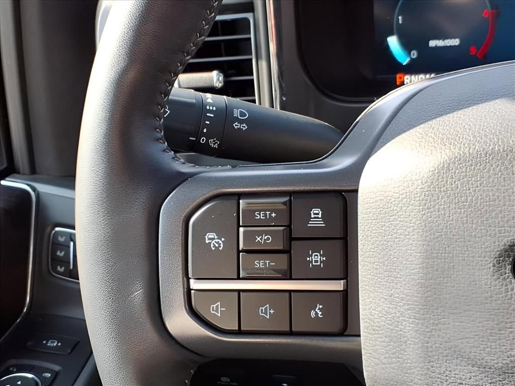 Used 2024 Ford F350 Lariat w/ Lariat Ultimate Package image 10