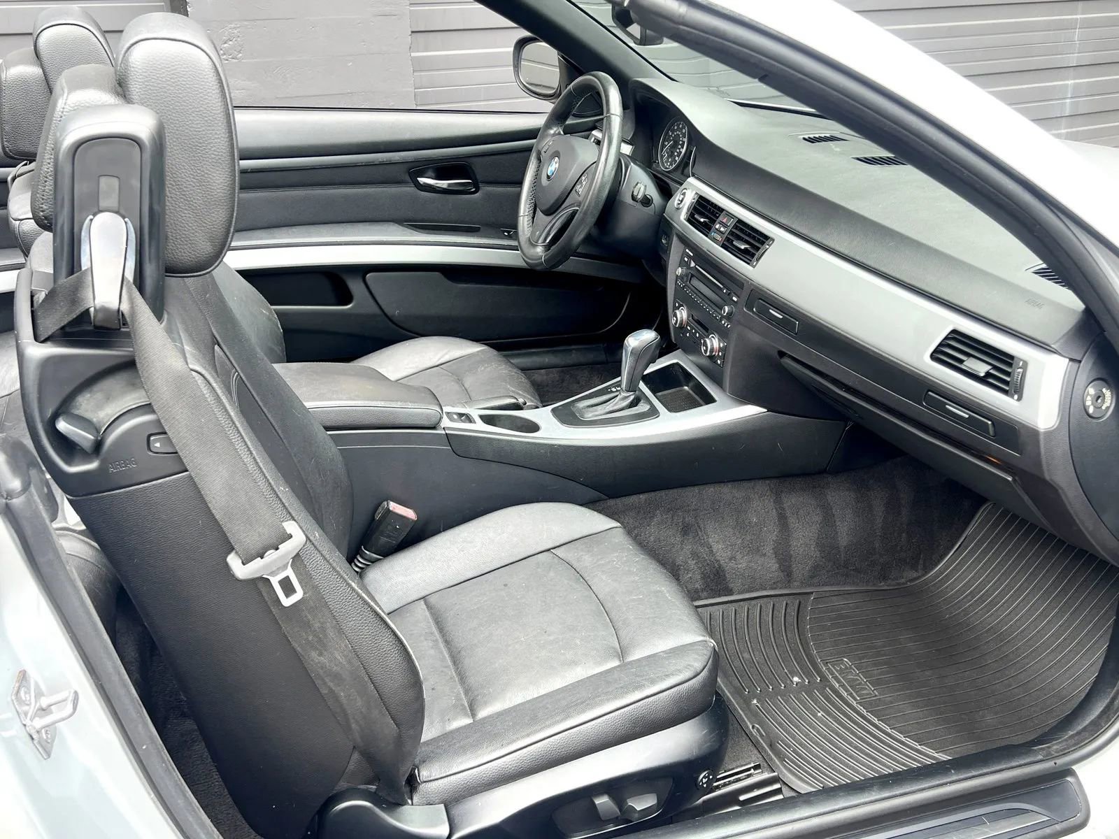 Used 2012 BMW 328i Convertible image 10