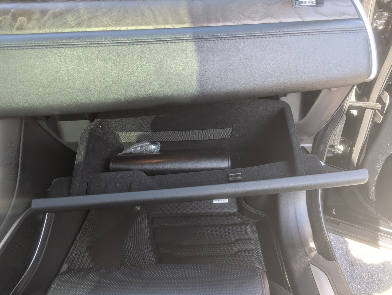 Used 2023 Jaguar F-PACE S image 34