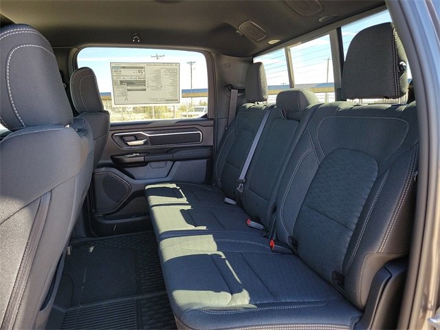 New 2026 RAM 1500 4x4 Crew Cab image 8