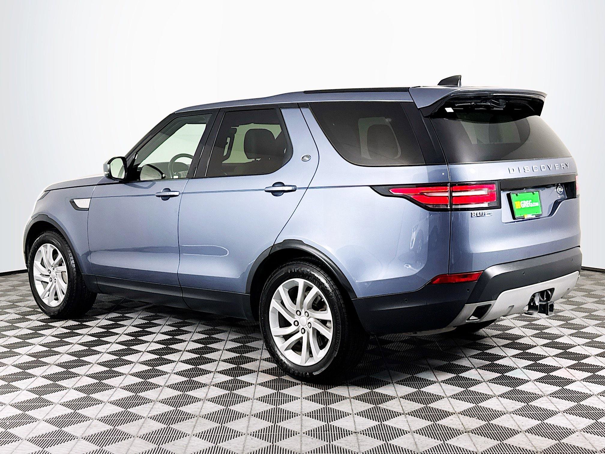 Used 2018 Land Rover Discovery HSE image 6