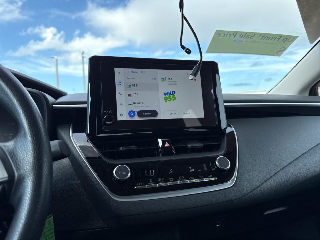 Used 2026 Toyota Corolla LE FWD image 18