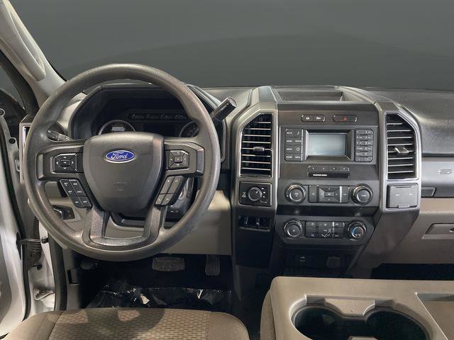 Used 2019 Ford F250 XLT w/ Camper Package image 5
