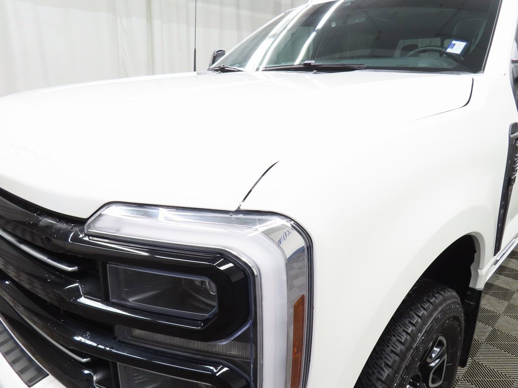 Used 2025 Ford F250 Platinum image 40
