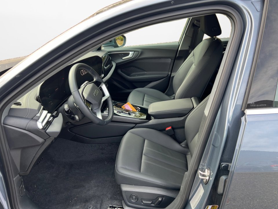 Certified 2025 Audi A5 2.0T Premium w/ Convenience Package image 9