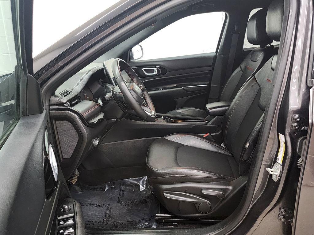 Used 2023 Jeep Compass Trailhawk image 12