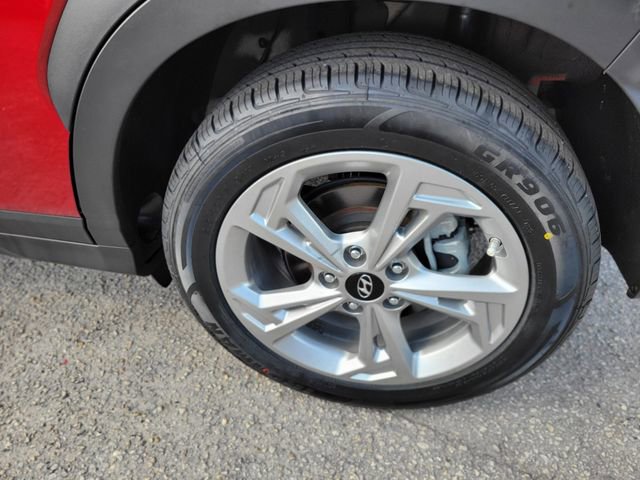 Used 2023 Hyundai Kona SEL image 7