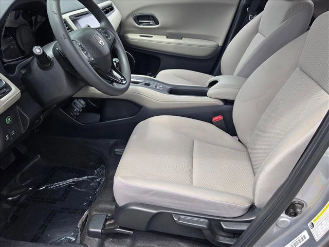 Used 2018 Honda HR-V EX image 13