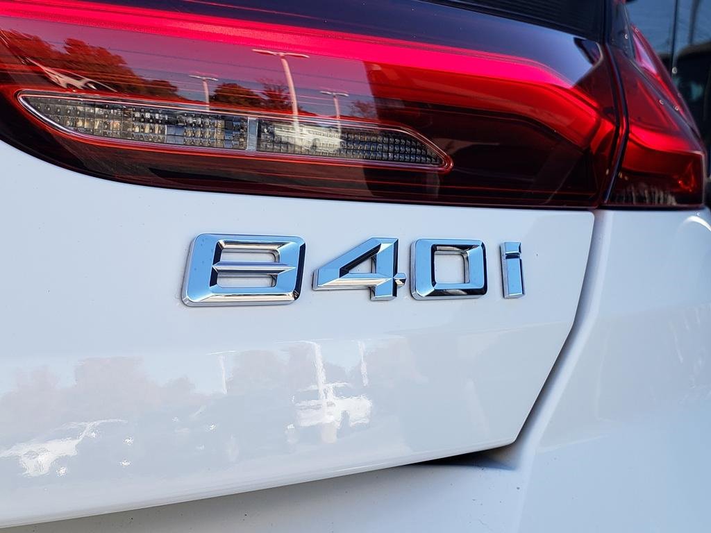 Used 2023 BMW 840i Convertible w/ M Sport Professional Package image 26