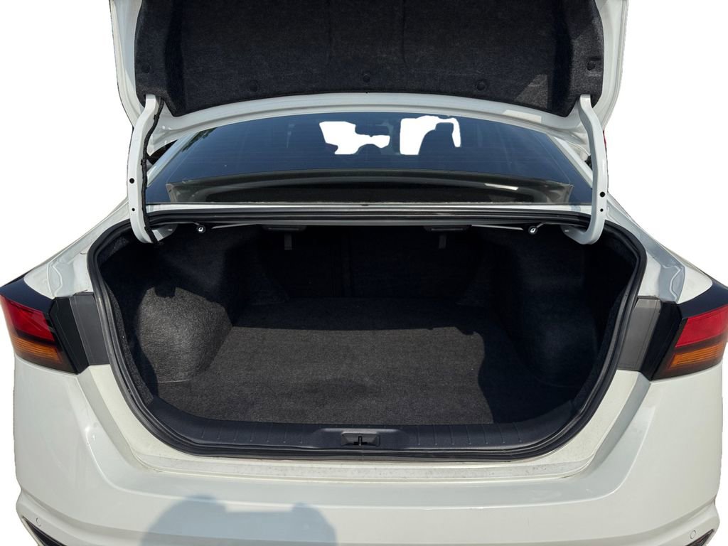 Used 2025 Nissan Altima 2.5 S FWD image 18