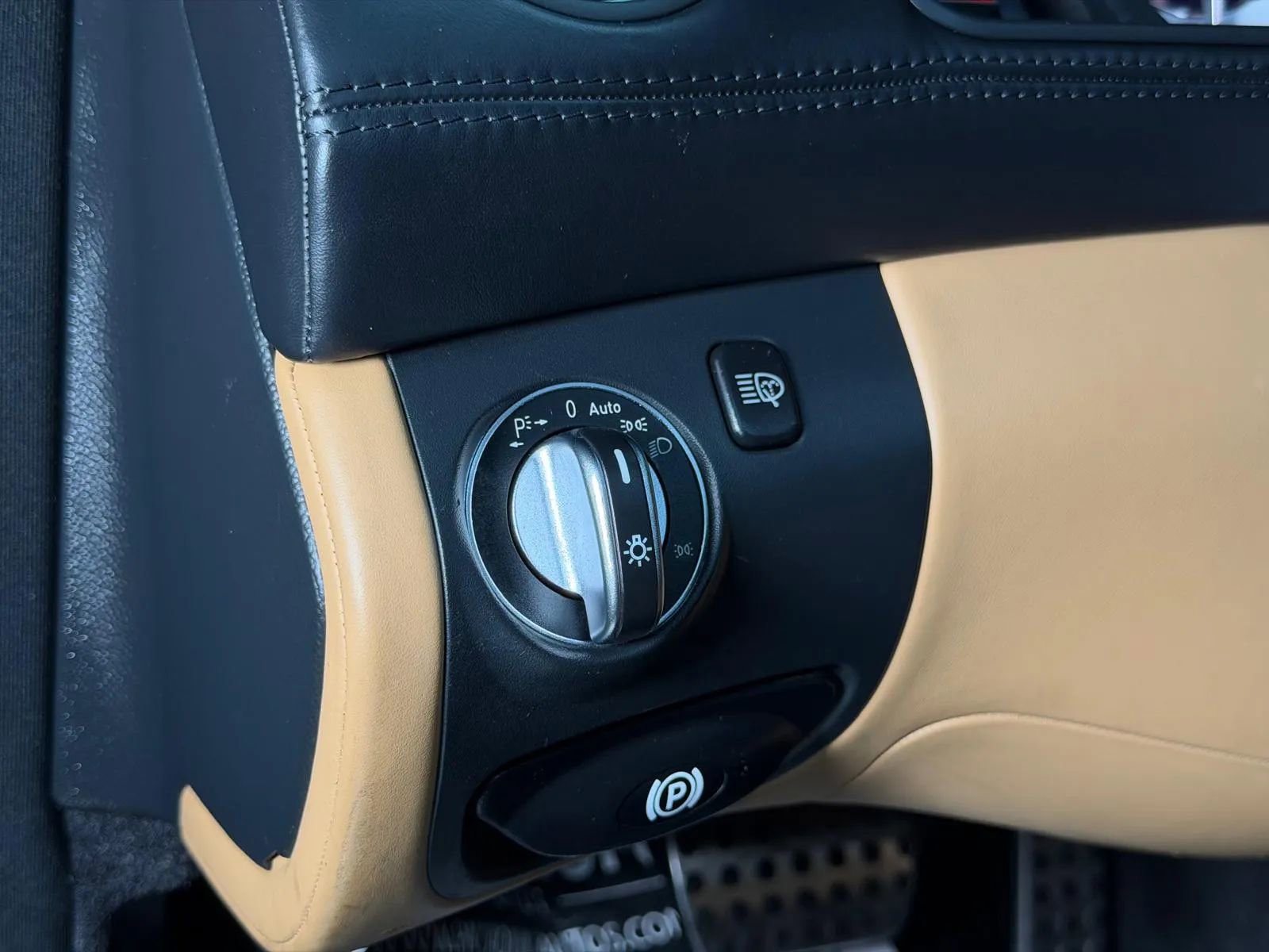 Used 2012 Mercedes-Benz SL 550 w/ SL Wheel Pkg image 18