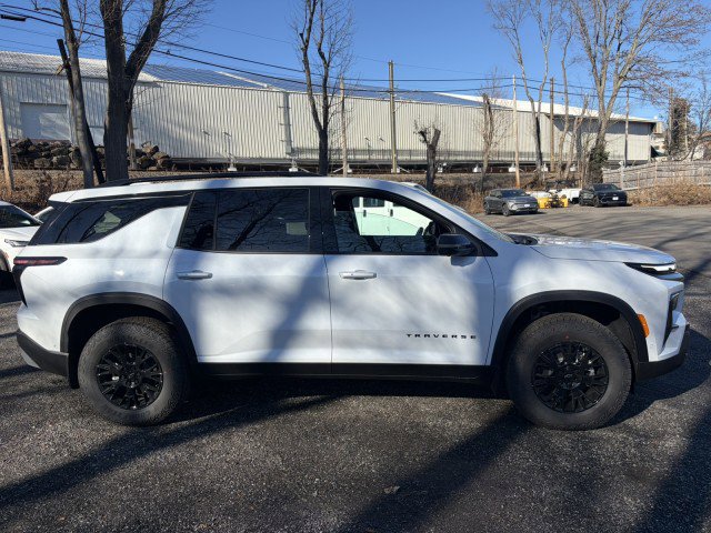 New 2026 Chevrolet Traverse Z71 w/ Enhanced Driving Package image 10