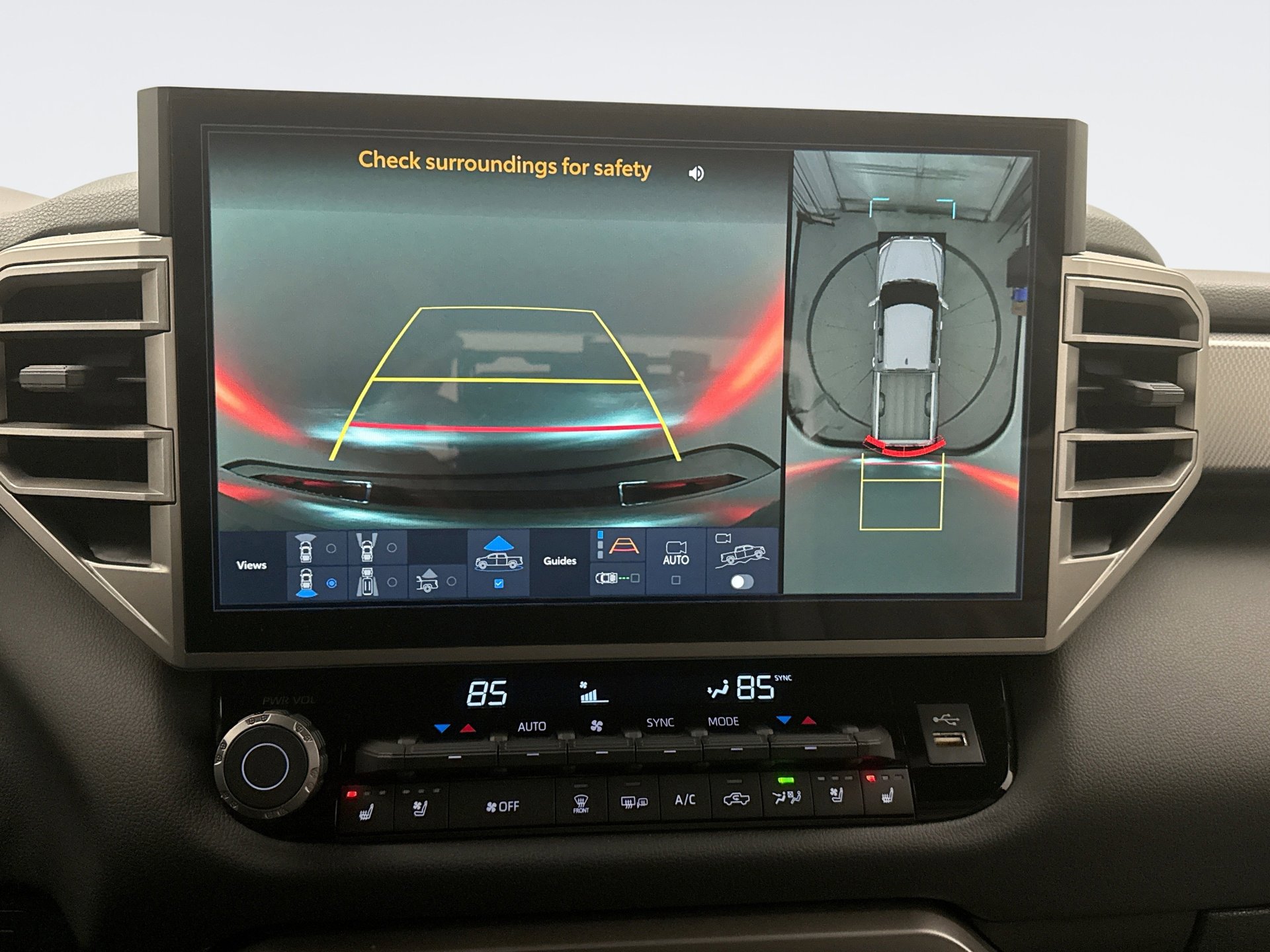 Used 2026 Toyota Tundra Limited w/ TRD Off-Road Package image 16