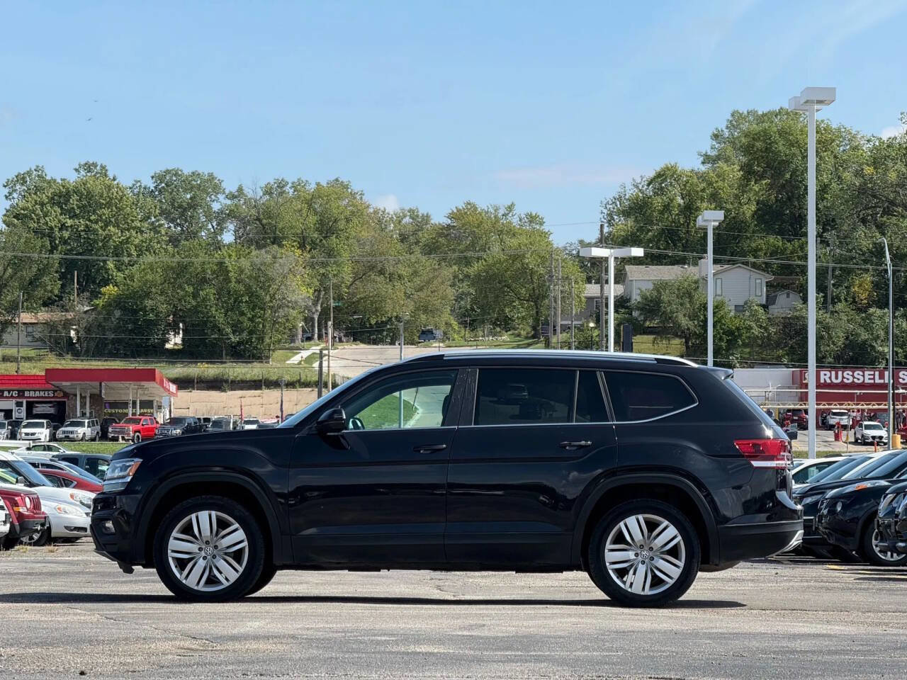 Used 2019 Volkswagen Atlas SE image 4