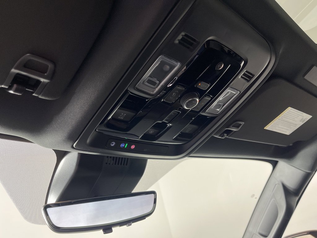 New 2026 Chevrolet Tahoe High Country AWD/4WD image 32
