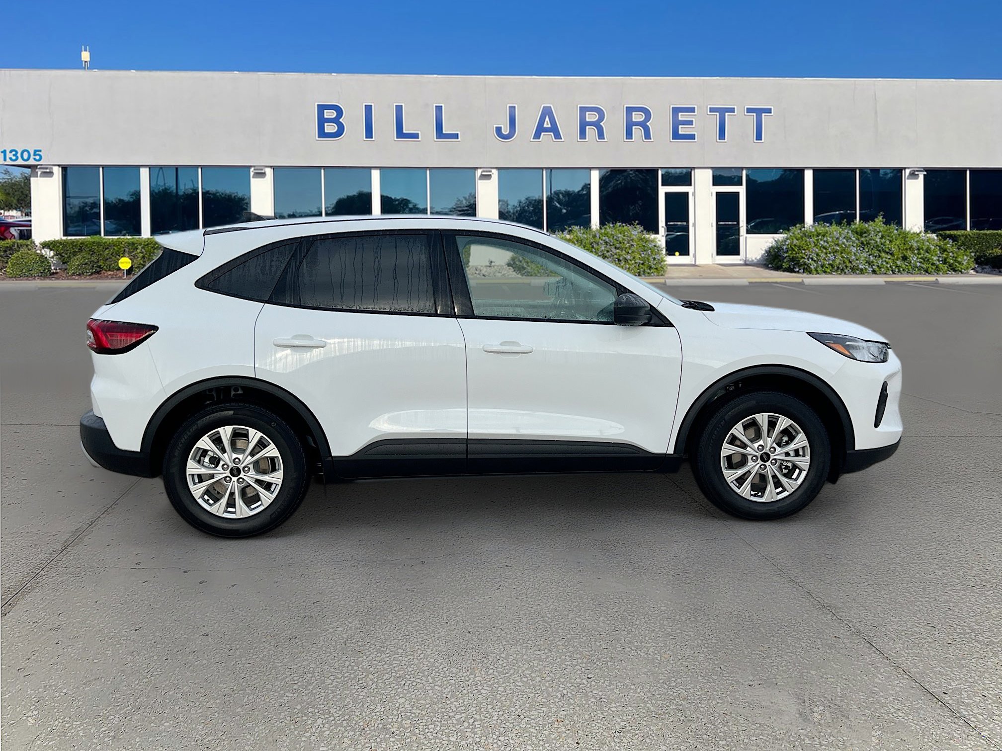 New 2025 Ford Escape Active w/ Tech Pack #1 image 3