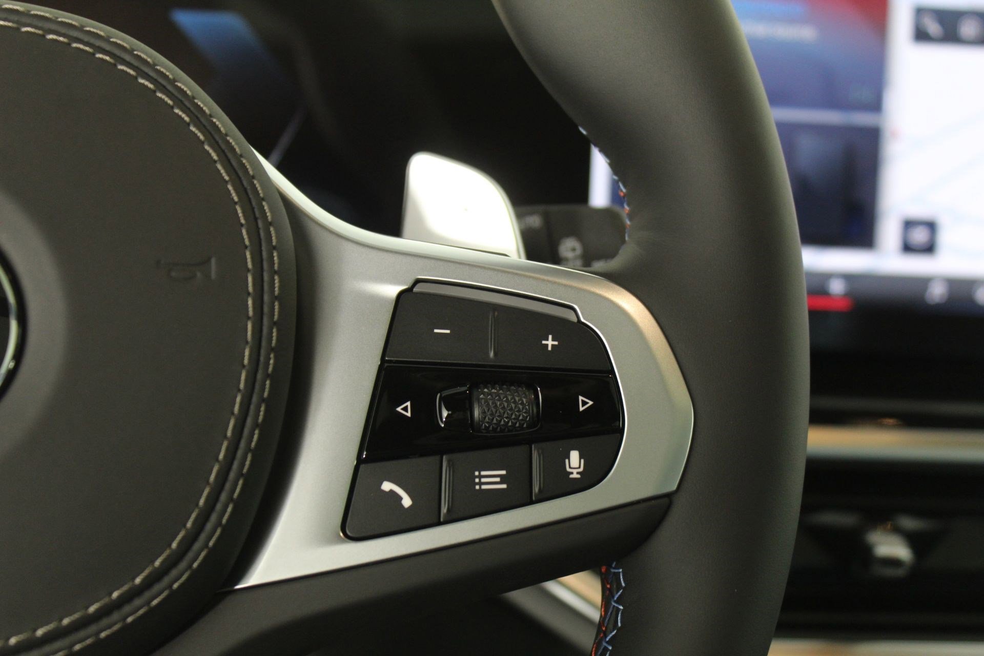 New 2026 BMW X7 M60i image 35