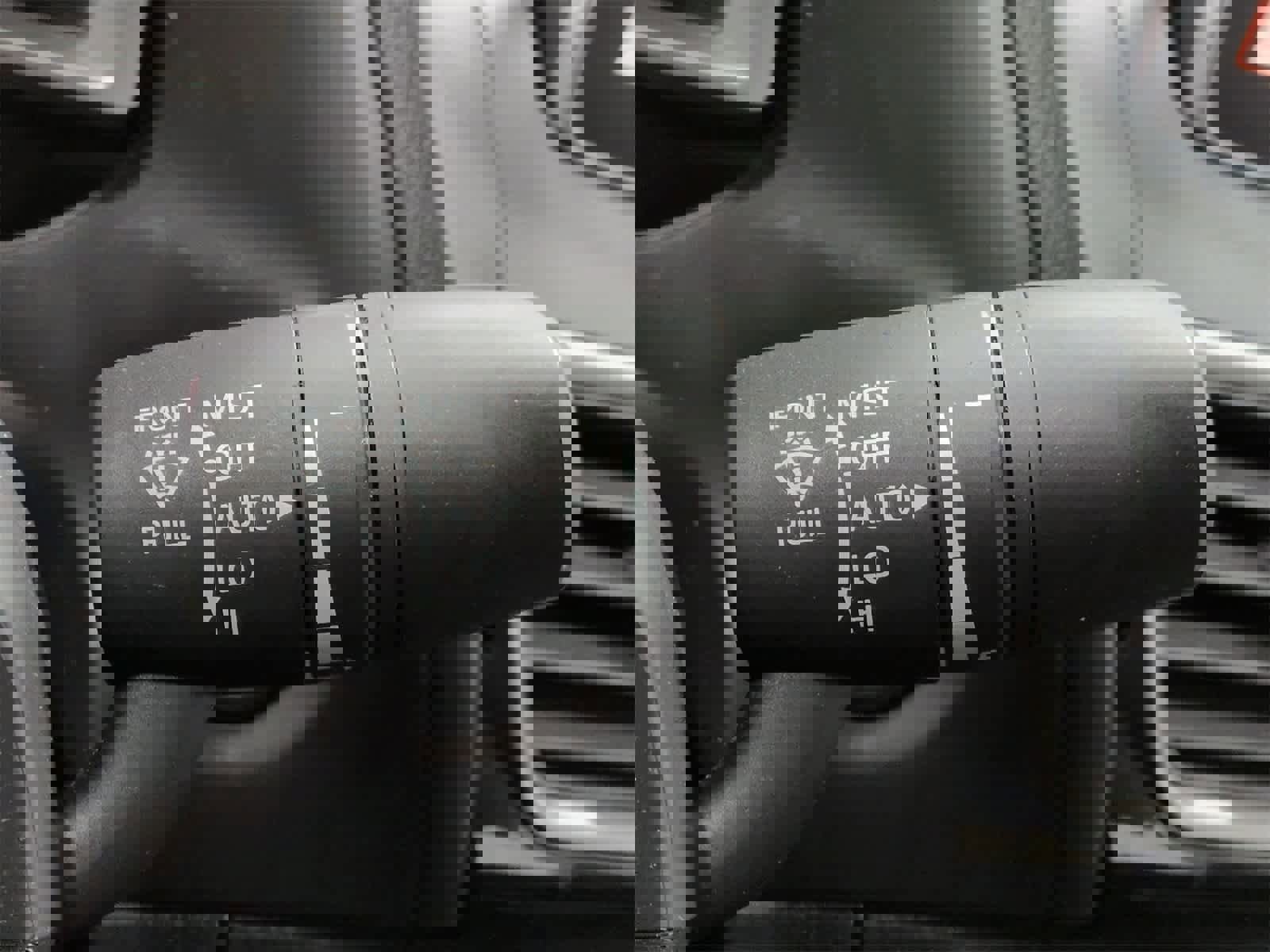 Used 2016 MAZDA MAZDA3 i Touring w/ Popular Equipment Package image 28