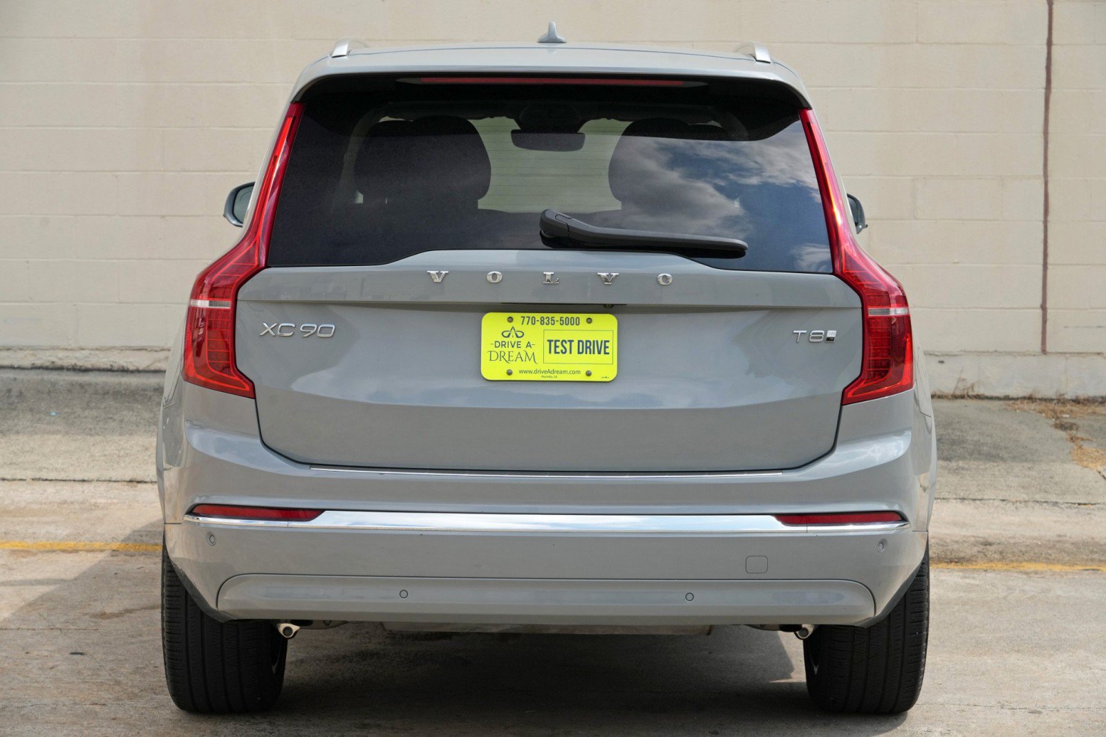 Used 2025 Volvo XC90 T8 Plus w/ Protection Package Premier AWD/4WD image 54
