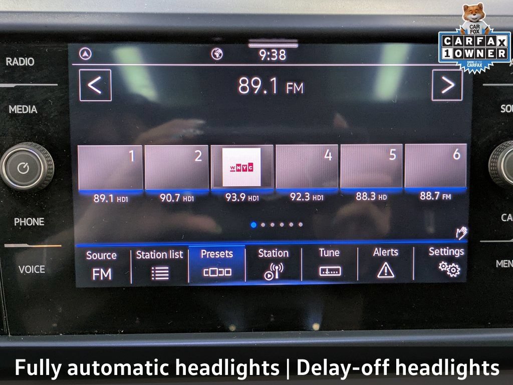 Used 2022 Volkswagen Taos SE FWD image 15
