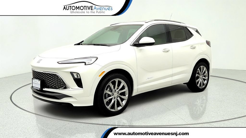 Used 2026 Buick Encore GX Avenir FWD image 1
