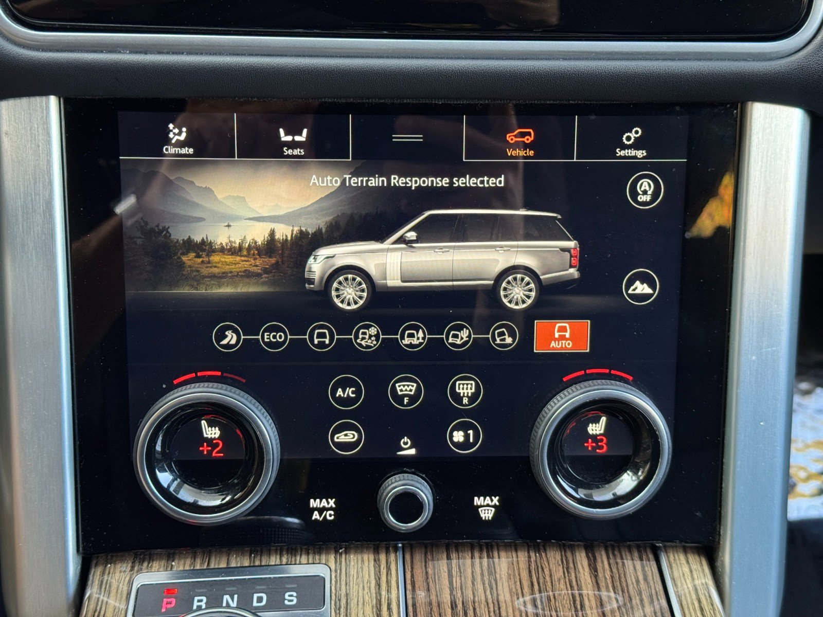 Used 2018 Land Rover Range Rover HSE image 35