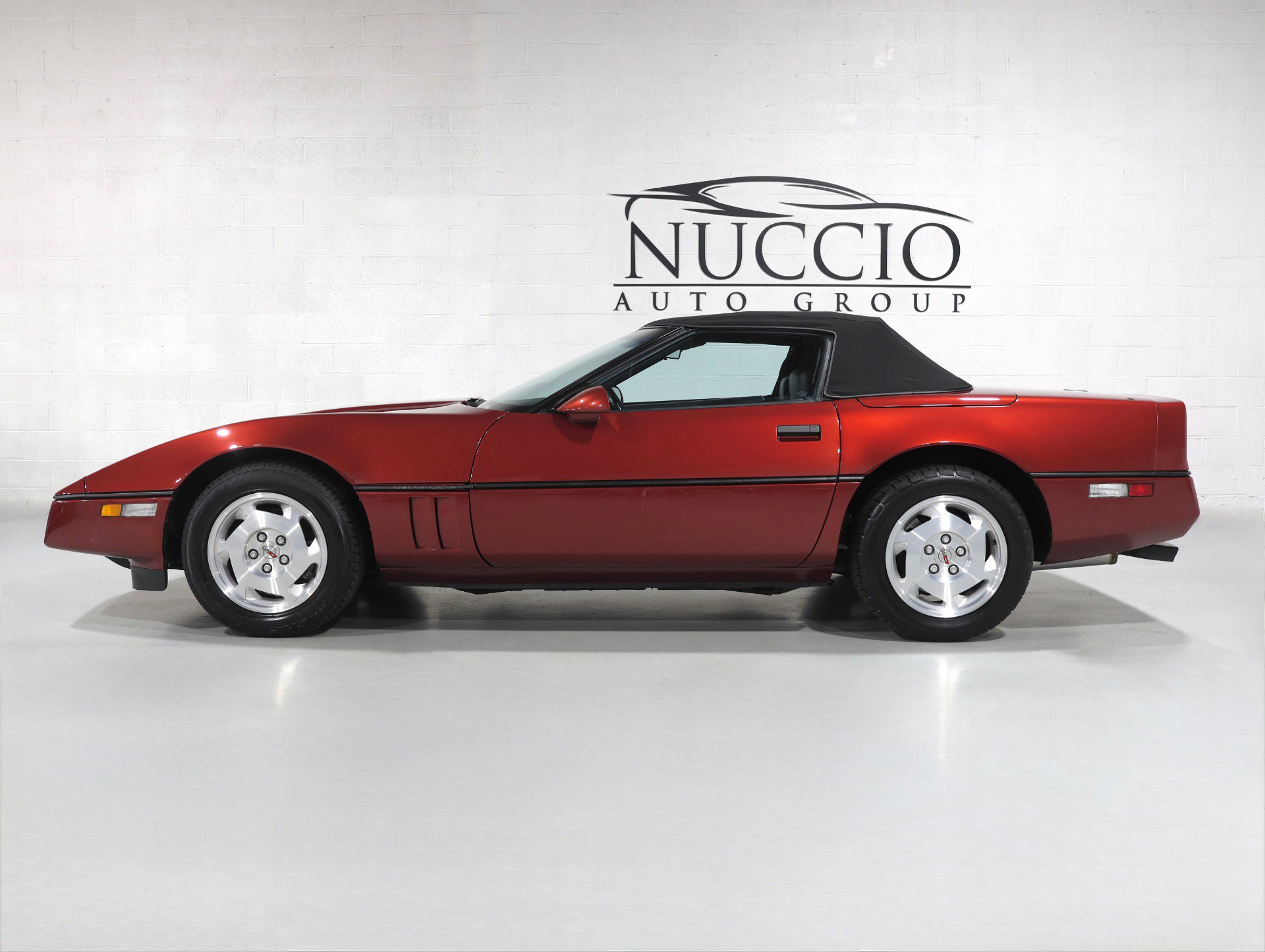 Used 1988 Chevrolet Corvette Convertible image 6