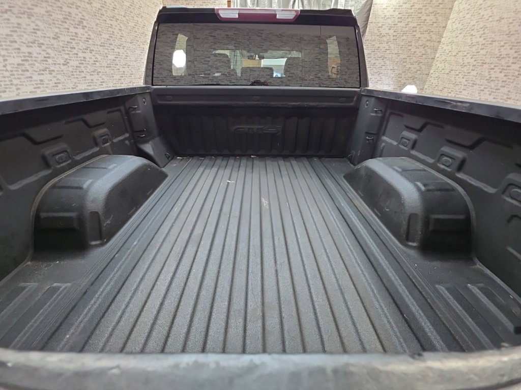 Used 2021 GMC Sierra 1500 AT4 image 6