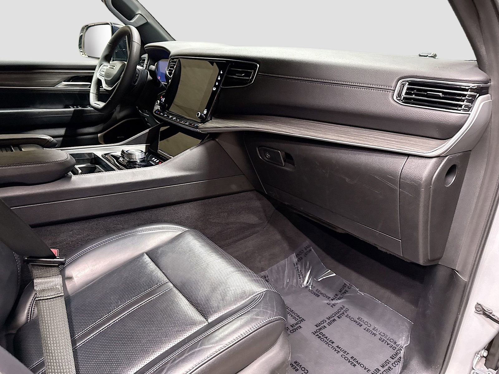 Used 2024 Jeep Wagoneer Series II image 33