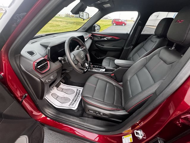 Used 2024 Chevrolet TrailBlazer RS w/ Driver Confidence Package image 6