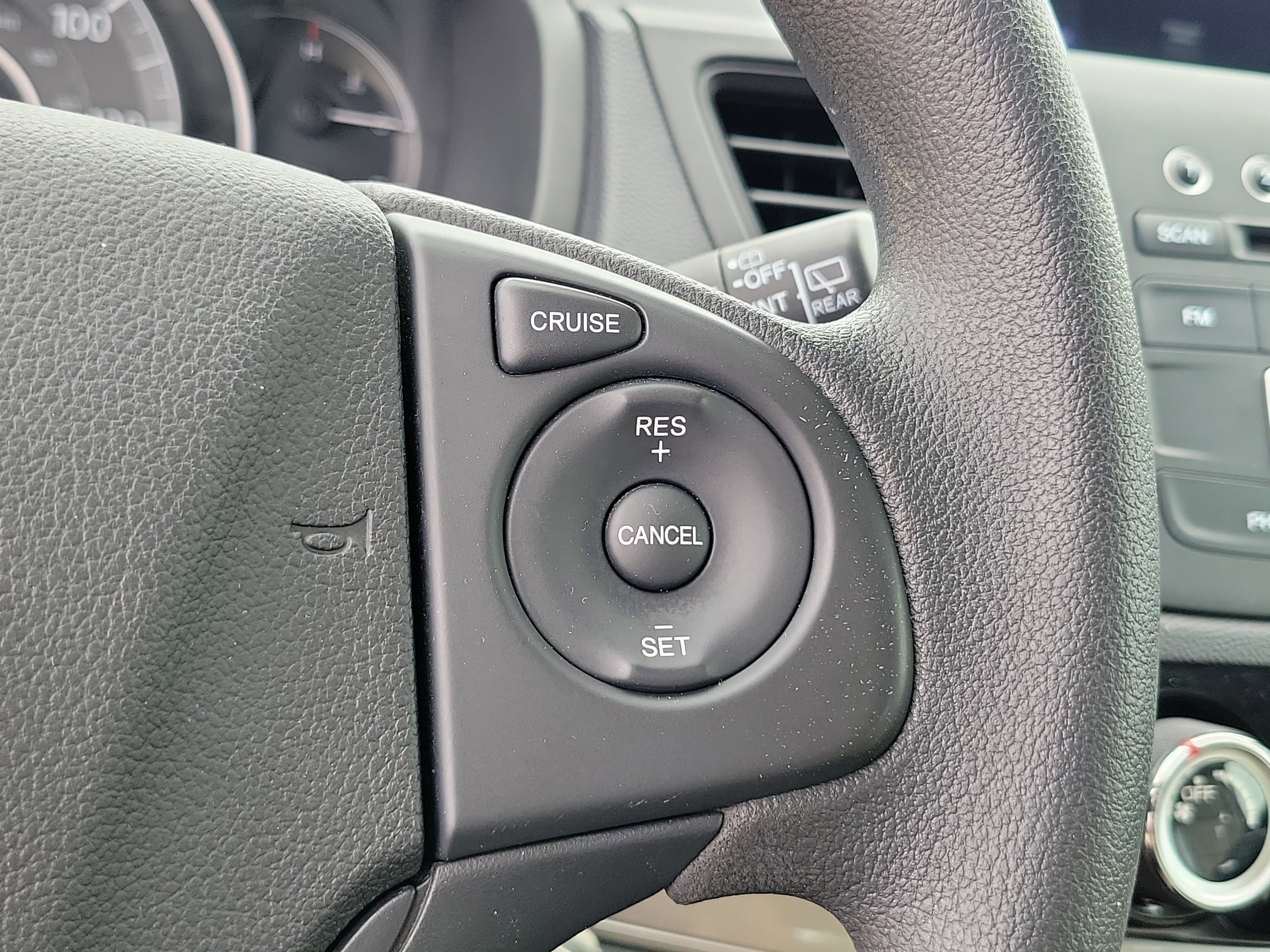 Used 2015 Honda CR-V LX image 24