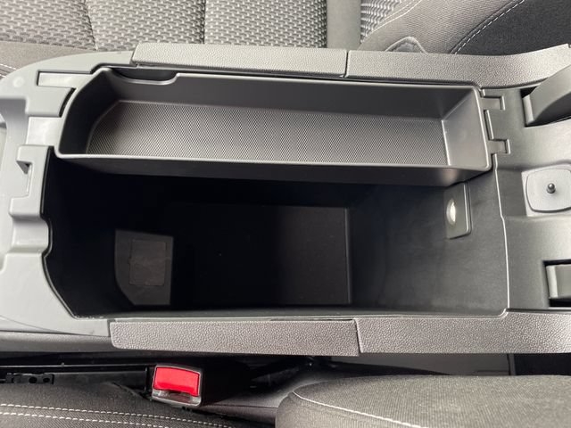 Used 2024 GMC Terrain SLE w/ Driver Convenience Package FWD image 26