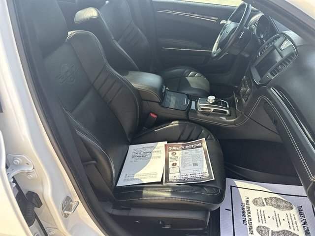 Used 2023 Chrysler 300 C RWD image 20