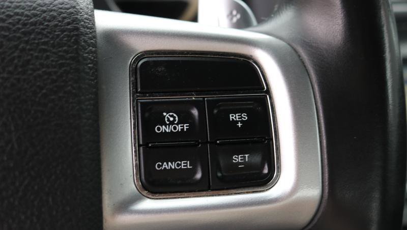 Used 2012 Dodge Challenger R/T w/ Sound Group II image 10