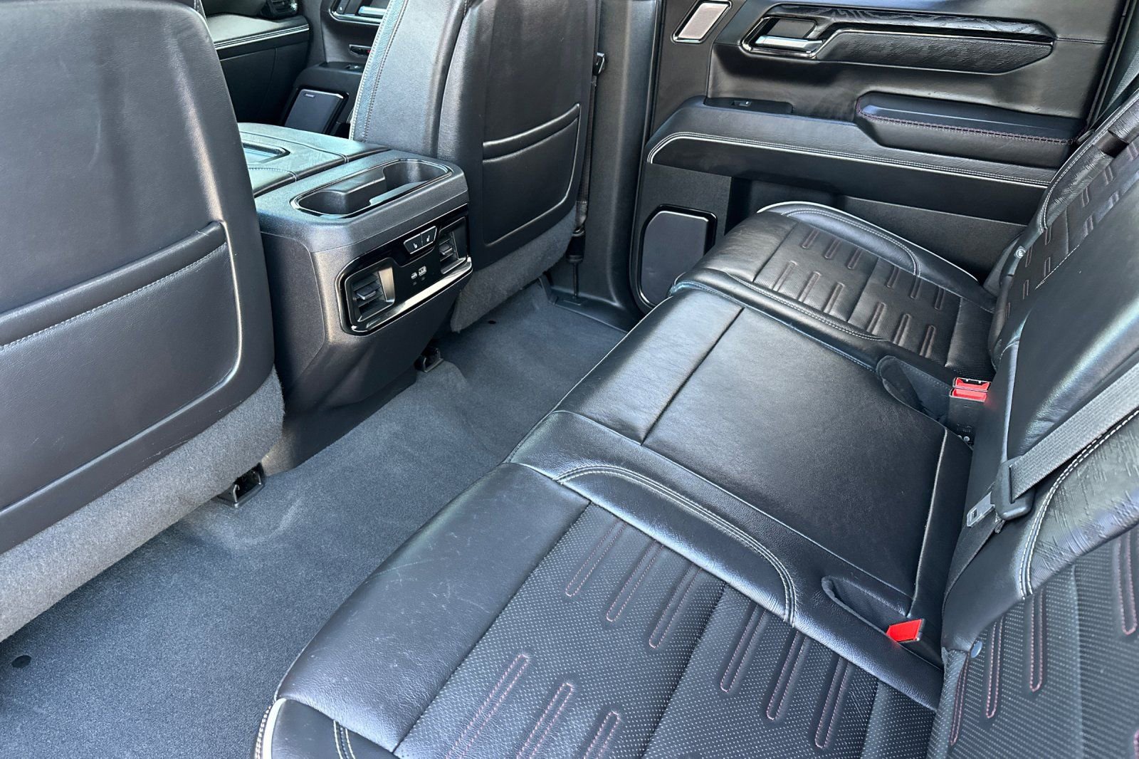 Used 2022 GMC Sierra 1500 AT4X image 13