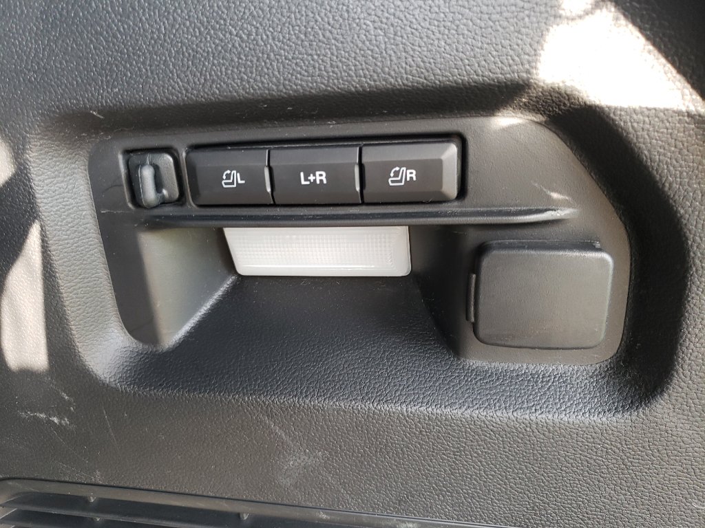 Used 2023 Ford Explorer ST w/ Equipment Group 401A image 16